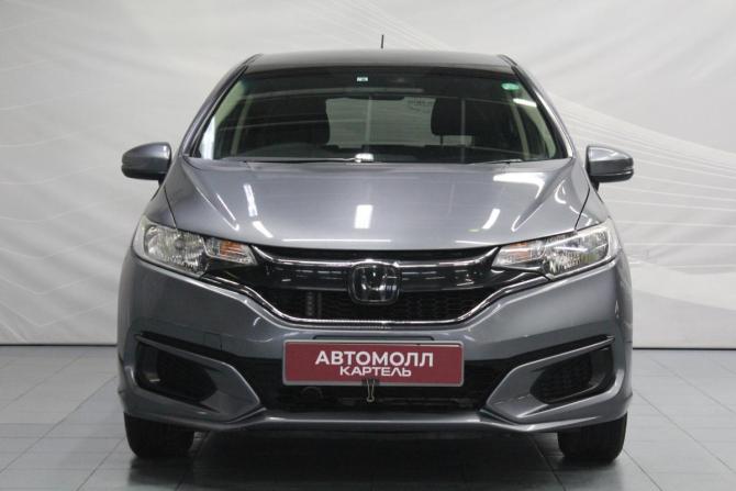 Honda Fit III Рестайлинг с пробегом 2018 года, цена 1 100 000 рублей, 134080 км, хэтчбек, Автокод Объявления