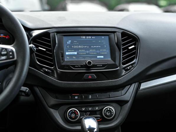Lada (ВАЗ) Vesta I с пробегом 2019 года, цена 980 000 рублей, 28429 км, универсал, Автокод Объявления