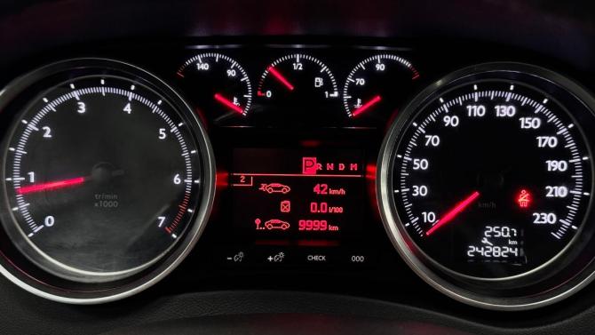 Peugeot 508 I с пробегом 2012 года, цена 495 000 рублей, 242824 км, седан, Автокод Объявления