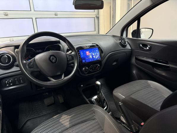 Renault Kaptur I с пробегом 2018 года, цена 1 390 000 рублей, 77288 км, внедорожник, Автокод Объявления