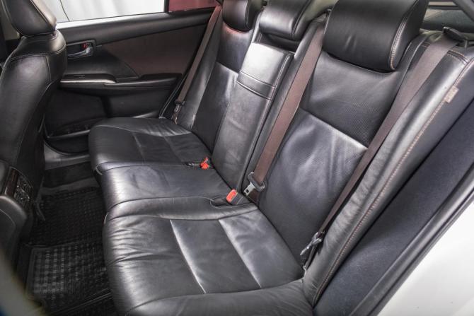 Toyota Camry VIII (XV70) Рестайлинг с пробегом 2017 года, цена 1 299 000 рублей, 420000 км, седан, Автокод Объявления