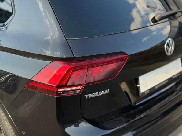 Volkswagen Tiguan II с пробегом 2019 года, цена 2 429 000 рублей, 121554 км, внедорожник, Автокод Объявления
