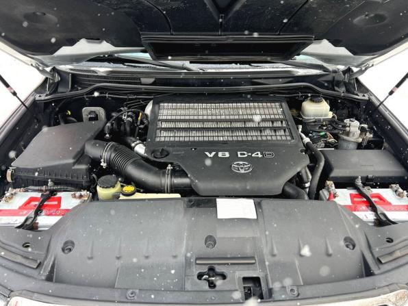 Toyota Land Cruiser 200 Series с пробегом 2011 года, цена 2 850 000 рублей, 273280 км, внедорожник, Автокод Объявления