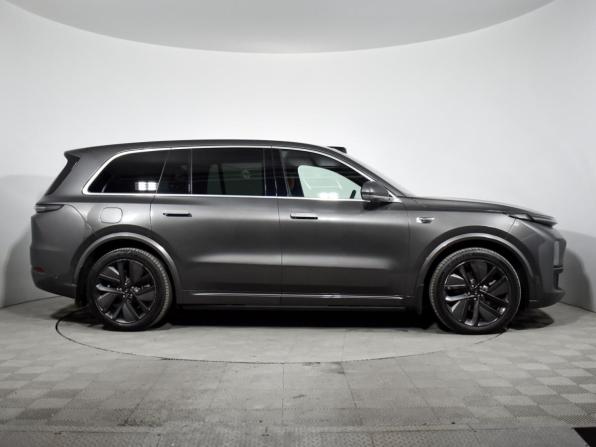 Li Auto (Lixiang) L9 I с пробегом 2023 года, цена 5 390 000 рублей, 93000 км, внедорожник, Автокод Объявления