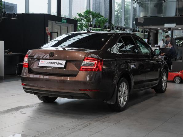 Skoda Octavia III (A7) Рестайлинг с пробегом 2017 года, цена 1 650 000 рублей, 128878 км, лифтбек, Автокод Объявления