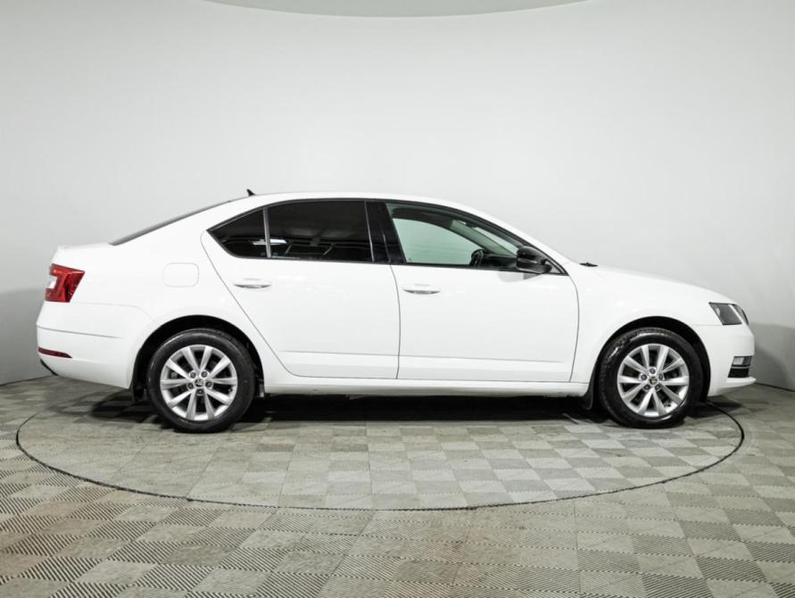 Skoda Octavia III (A7) Рестайлинг Санкт-Петербург  - изображение 4