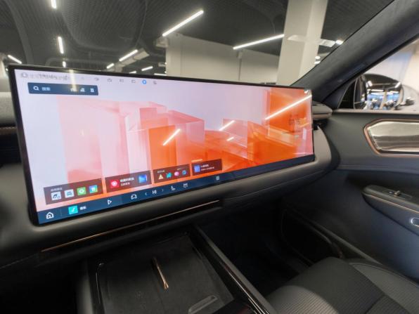 Lynk &amp; Co 900 с пробегом 2026 года, цена 8 200 000 рублей, 50 км, внедорожник, Автокод Объявления