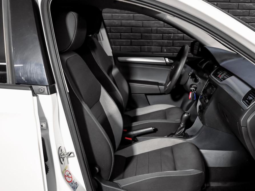 Skoda Rapid I Рестайлинг Екатеринбург  - изображение 11