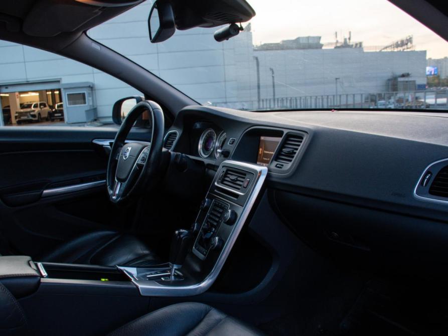 Volvo S60 II Москва  - изображение 13