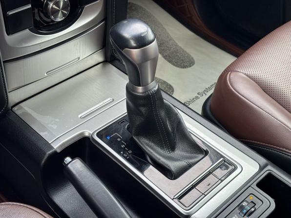 Toyota Land Cruiser Prado 150 Series Рестайлинг 2 с пробегом 2019 года, цена 5 980 000 рублей, 79867 км, внедорожник, Автокод Объявления