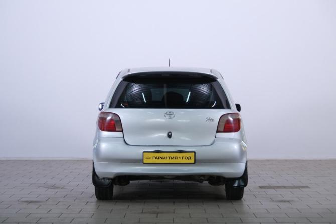 Toyota Vitz I (P10) с пробегом 2000 года, цена 429 000 рублей, 220000 км, хэтчбек, Автокод Объявления