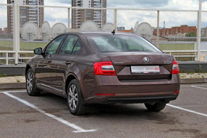 Skoda Octavia III (A7) Рестайлинг с пробегом 2018 года, цена 1 669 200 рублей, 119975 км, лифтбек, Автокод Объявления