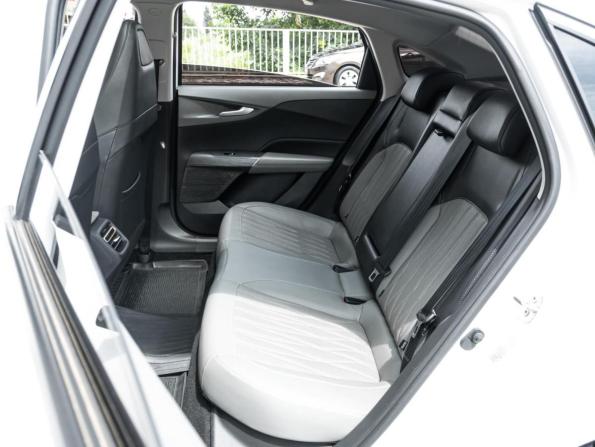 Changan Lamore с пробегом 2023 года, цена 1 989 500 рублей, 25344 км, седан, Автокод Объявления