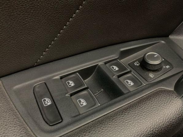 Volkswagen Tiguan II с пробегом 2018 года, цена 2 299 000 рублей, 159626 км, внедорожник, Автокод Объявления