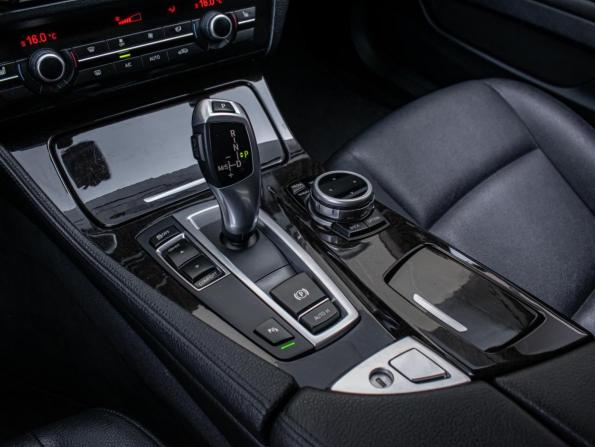 BMW 5 серии VI (F10/F11/F07) Рестайлинг с пробегом 2014 года, цена 2 150 000 рублей, 236144 км, седан, Автокод Объявления