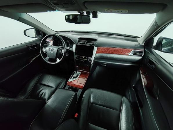 Toyota Camry VII (XV50) с пробегом 2013 года, цена 1 349 000 рублей, 291329 км, седан, Автокод Объявления