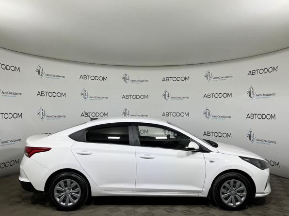 Hyundai Solaris II Рестайлинг с пробегом 2021 года, цена 1 239 000 рублей, 177372 км, седан, Автокод Объявления