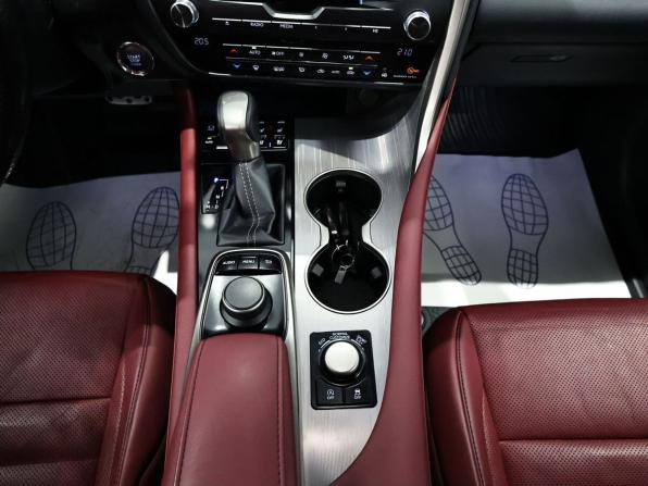 Lexus RX IV с пробегом 2017 года, цена 3 998 000 рублей, 138754 км, внедорожник, Автокод Объявления