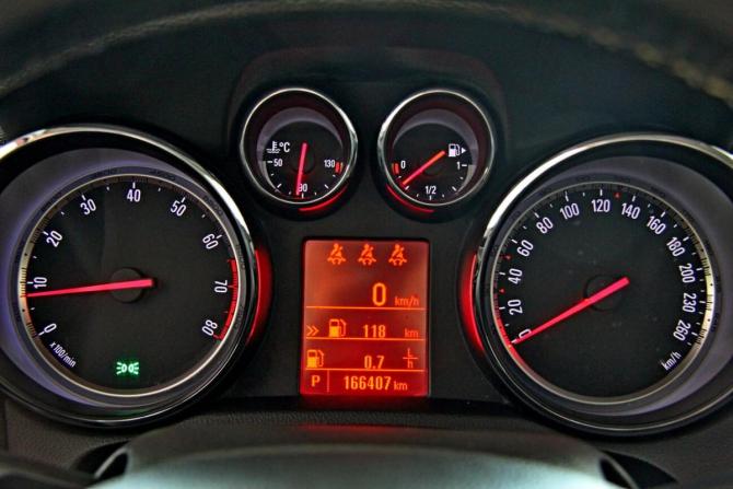 Opel Mokka I с пробегом 2014 года, цена 1 236 100 рублей, 166020 км, внедорожник, Автокод Объявления