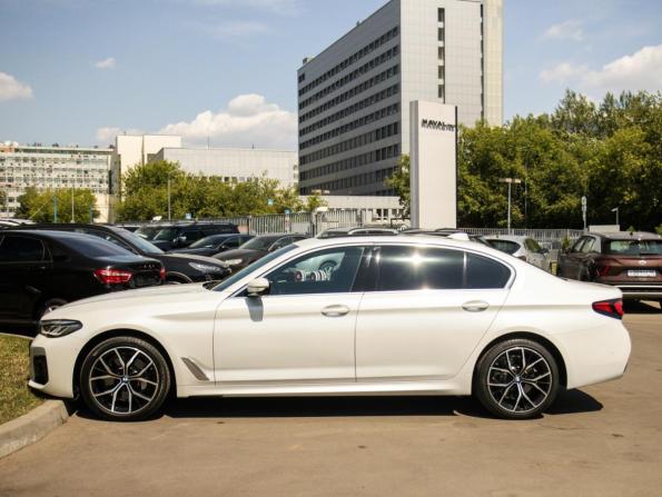 BMW 5 серии VII (G30/G31/G38) Рестайлинг с пробегом 2022 года, цена 5 500 000 рублей, 50465 км, седан, Автокод Объявления