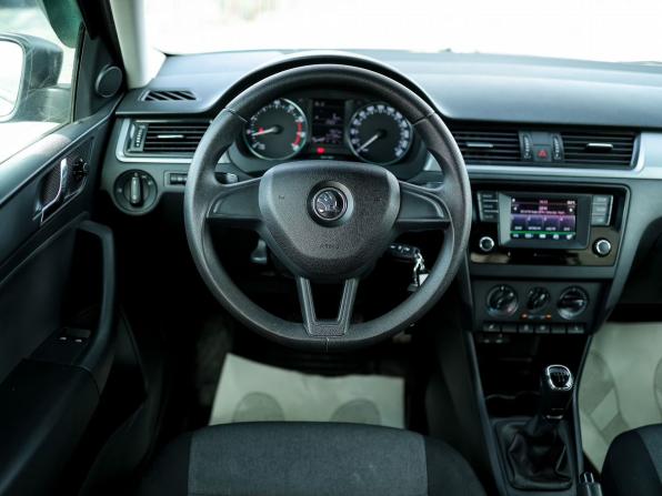 Skoda Rapid I с пробегом 2016 года, цена 849 000 рублей, 147648 км, лифтбек, Автокод Объявления