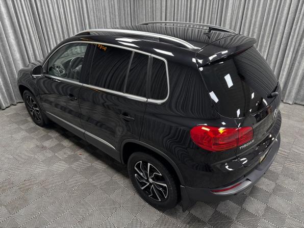 Volkswagen Tiguan I Рестайлинг с пробегом 2013 года, цена 1 490 000 рублей, 219193 км, внедорожник, Автокод Объявления
