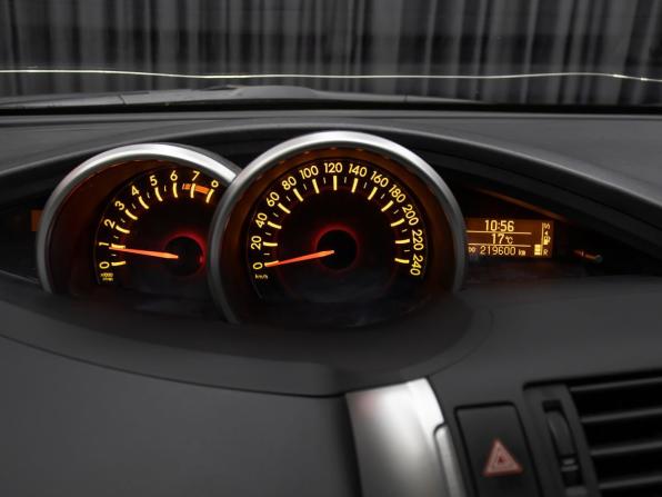 Toyota Verso I с пробегом 2012 года, цена 1 049 000 рублей, 218000 км, компактвэн, Автокод Объявления