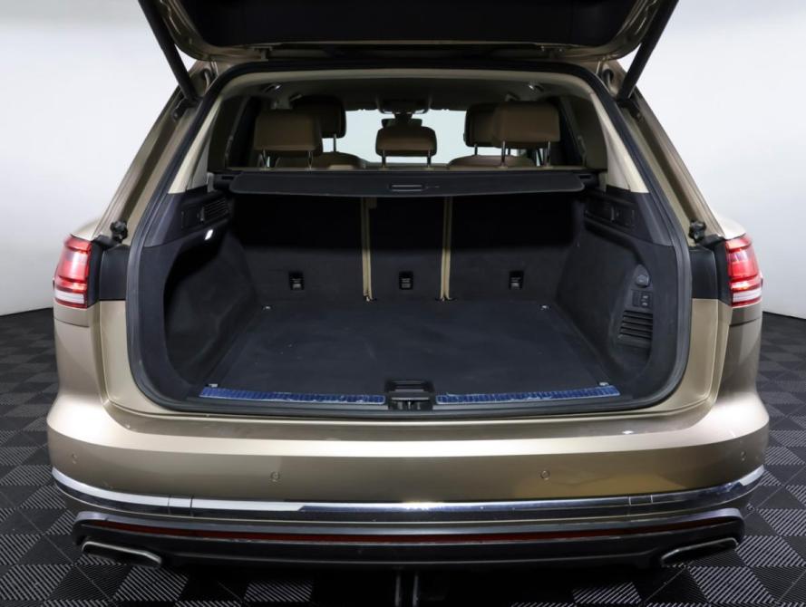 Volkswagen Touareg III Москва  - изображение 9