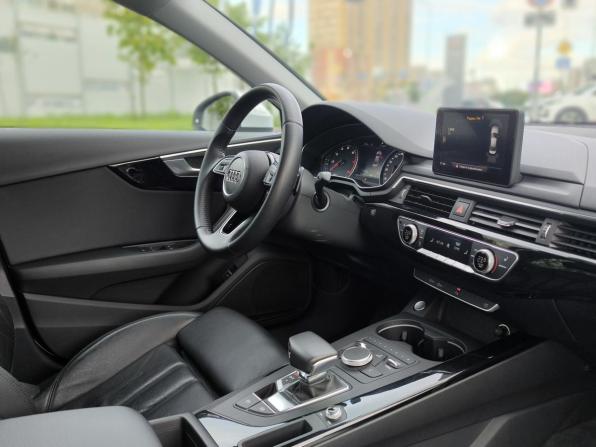 Audi A4 V (B9) с пробегом 2015 года, цена 1 937 000 рублей, 109826 км, седан, Автокод Объявления