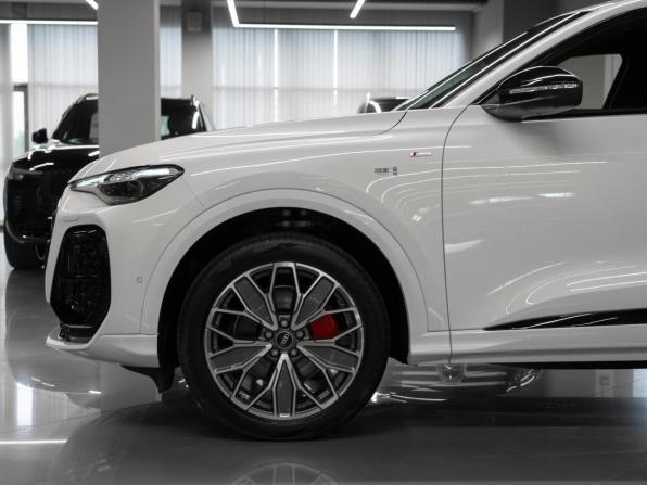 Audi Q5 III (GU) с пробегом 2026 года, цена 6 600 000 рублей, 55 км, внедорожник, Автокод Объявления