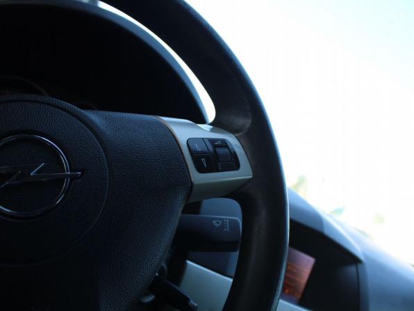 Opel Astra H Рестайлинг с пробегом 2008 года, цена 299 000 рублей, 249884 км, седан, Автокод Объявления