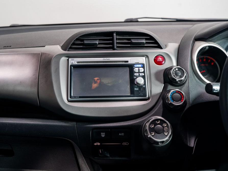 Honda Fit II Чита  - изображение 9