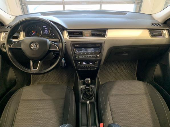 Skoda Rapid I с пробегом 2014 года, цена 939 000 рублей, 141782 км, лифтбек, Автокод Объявления