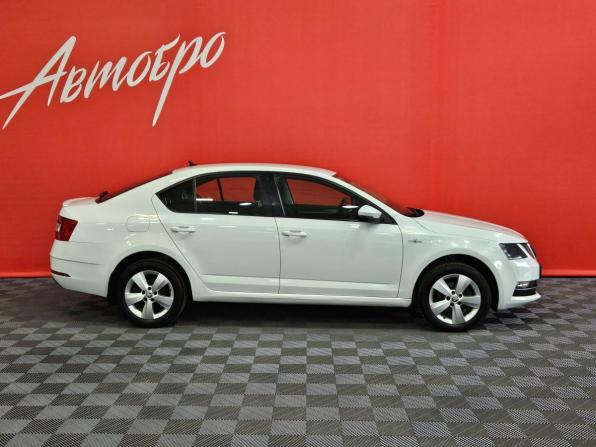 Skoda Octavia III (A7) Рестайлинг с пробегом 2019 года, цена 1 500 000 рублей, 121264 км, лифтбек, Автокод Объявления