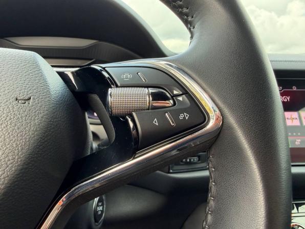 Skoda Kodiaq I Рестайлинг с пробегом 2022 года, цена 3 665 000 рублей, 86000 км, внедорожник, Автокод Объявления