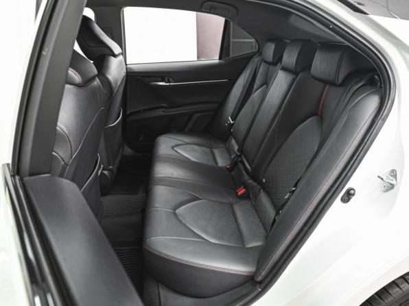 Toyota Camry VIII (XV70) Рестайлинг с пробегом 2022 года, цена 3 328 000 рублей, 105068 км, седан, Автокод Объявления