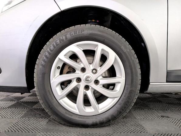 Renault Fluence I Рестайлинг с пробегом 2015 года, цена 1 220 000 рублей, 55743 км, седан, Автокод Объявления