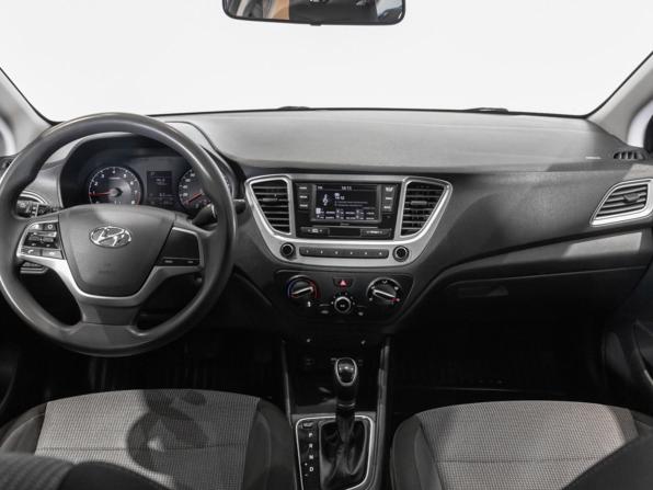 Hyundai Solaris II Рестайлинг с пробегом 2022 года, цена 1 590 000 рублей, 111231 км, седан, Автокод Объявления