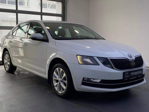 Skoda Octavia III (A7) Рестайлинг с пробегом 2018 года, цена 1 409 000 рублей, 166827 км, лифтбек, Автокод Объявления