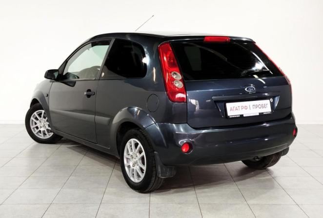 Ford Fiesta Mk5 с пробегом 2008 года, цена 455 000 рублей, 243716 км, хэтчбек, Автокод Объявления