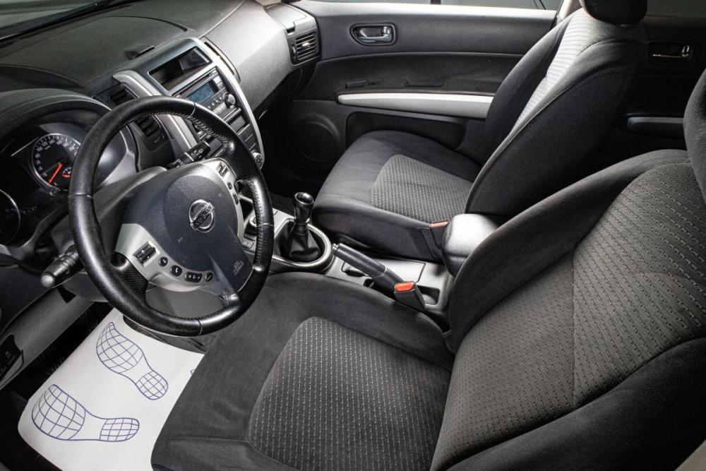 Nissan X-Trail II Рестайлинг Сургут  - изображение 9