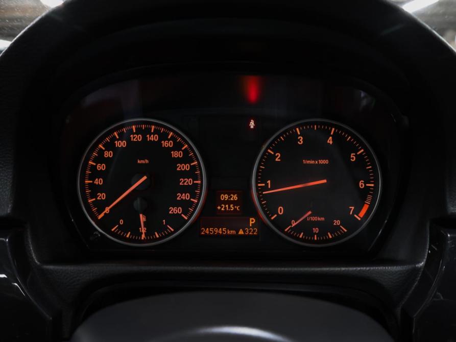 BMW 3 серии V (E90/E91/E92/E93) Рестайлинг Москва  - изображение 15