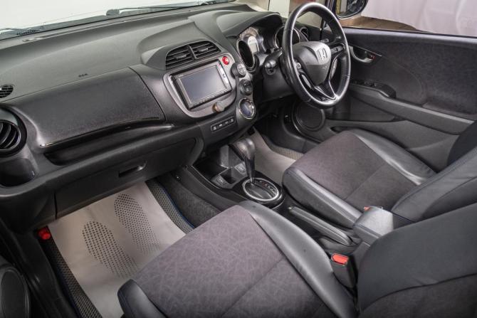 Honda Fit Shuttle I Рестайлинг с пробегом 2014 года, цена 1 339 000 рублей, 95000 км, универсал, Автокод Объявления