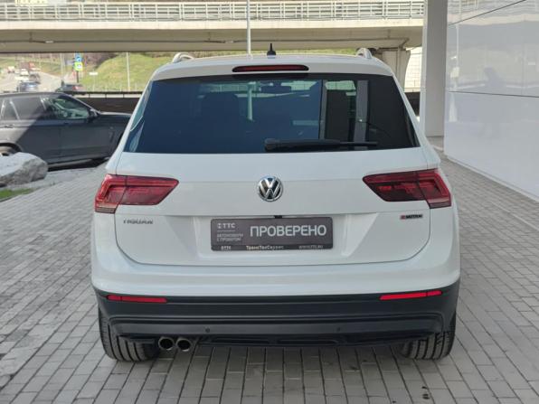 Volkswagen Tiguan II с пробегом 2018 года, цена 2 580 000 рублей, 136282 км, внедорожник, Автокод Объявления
