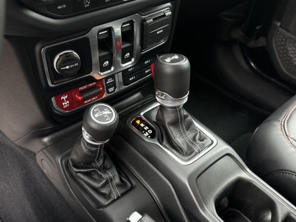 Jeep Wrangler IV (JL) Рестайлинг с пробегом 2024 года, цена 7 500 000 рублей, 4500 км, внедорожник, Автокод Объявления
