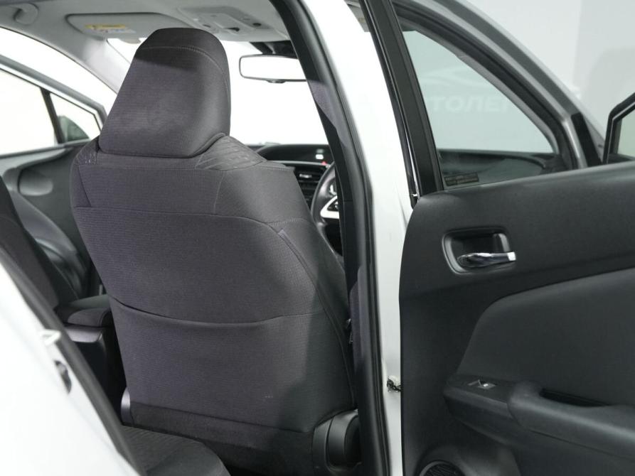Toyota Prius IV (XW50) Новосибирск  - изображение 9