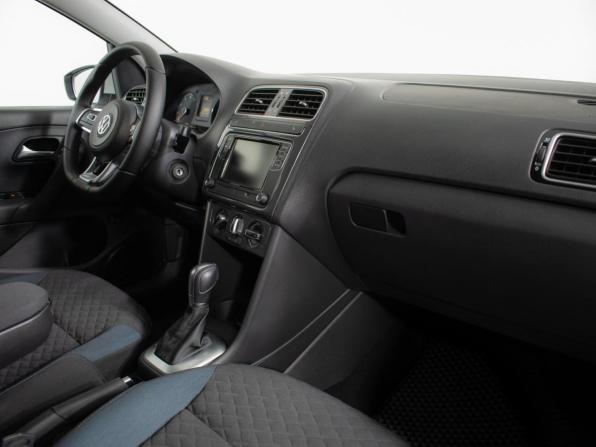 Volkswagen Polo V Рестайлинг с пробегом 2019 года, цена 1 660 000 рублей, 24651 км, седан, Автокод Объявления
