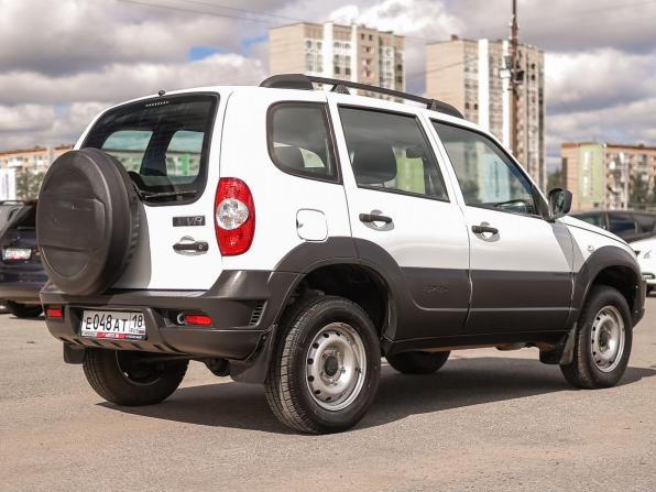 Chevrolet Niva I Рестайлинг с пробегом 2020 года, цена 819 000 рублей, 50860 км, внедорожник, Автокод Объявления