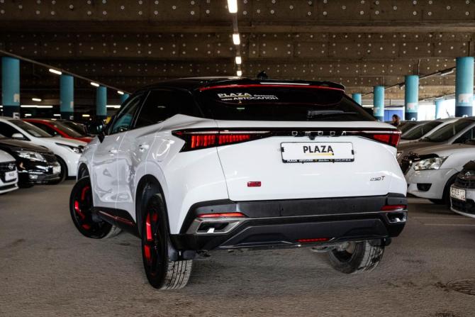 Omoda C5 I с пробегом 2023 года, цена 1 550 000 рублей, 51112 км, внедорожник, Автокод Объявления