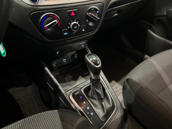 Hyundai Solaris II Рестайлинг с пробегом 2021 года, цена 1 149 000 рублей, 170187 км, седан, Автокод Объявления